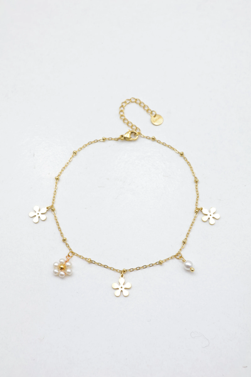 Chaîne de cheville fleurs et perles 2