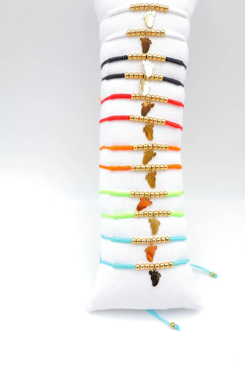 Pack of 12 stainless steel bracelets with cushion — Multicolor