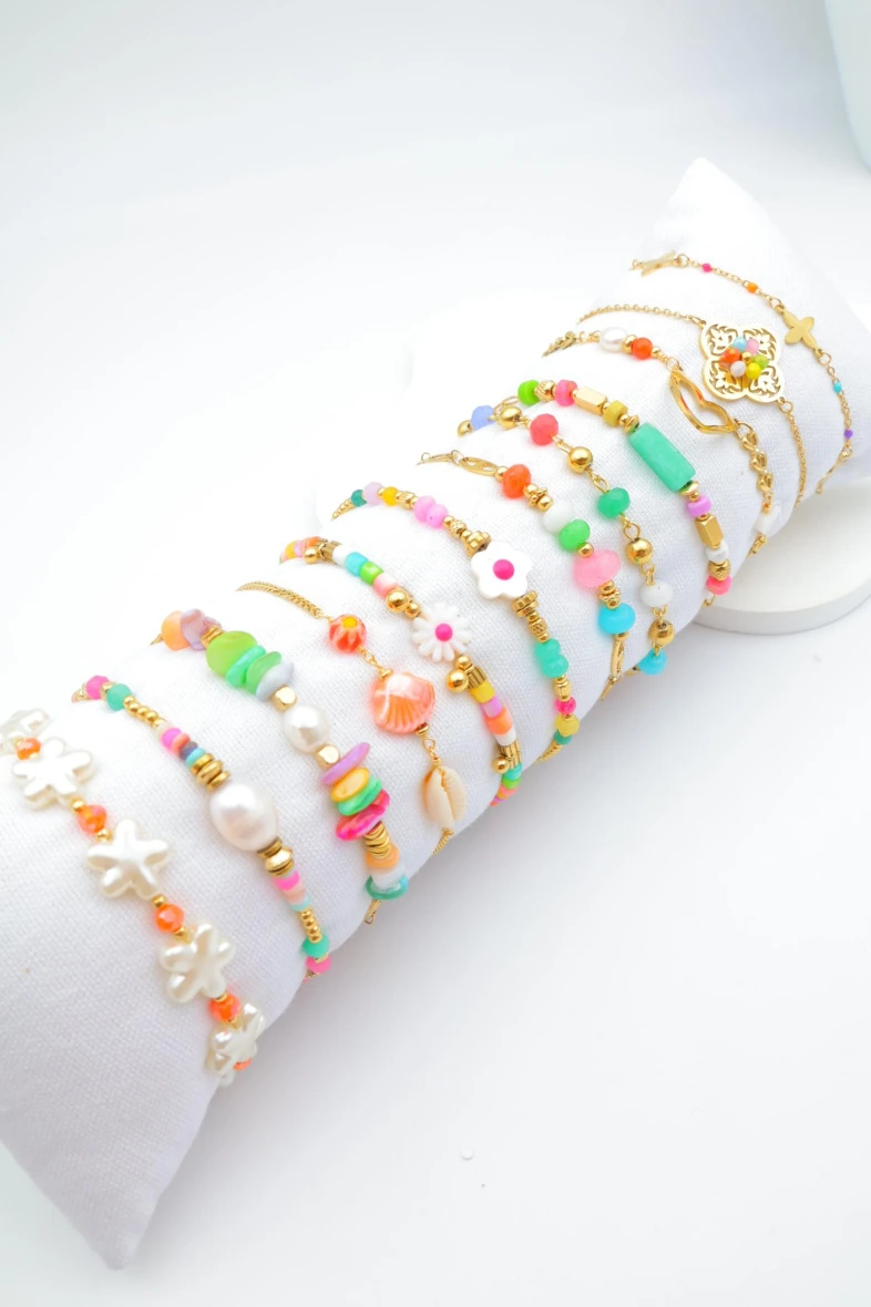 Pack of 12 stainless steel bracelets with cushion — Multicolor