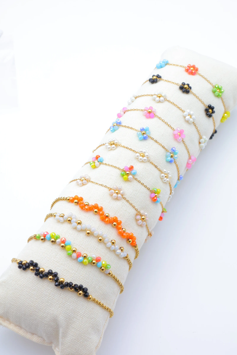 Set of 12 stainless steel bracelets with cushion — Multicolor