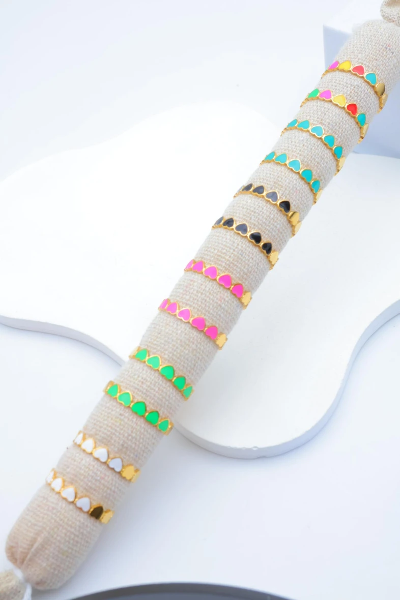 Set with display — Multicolor