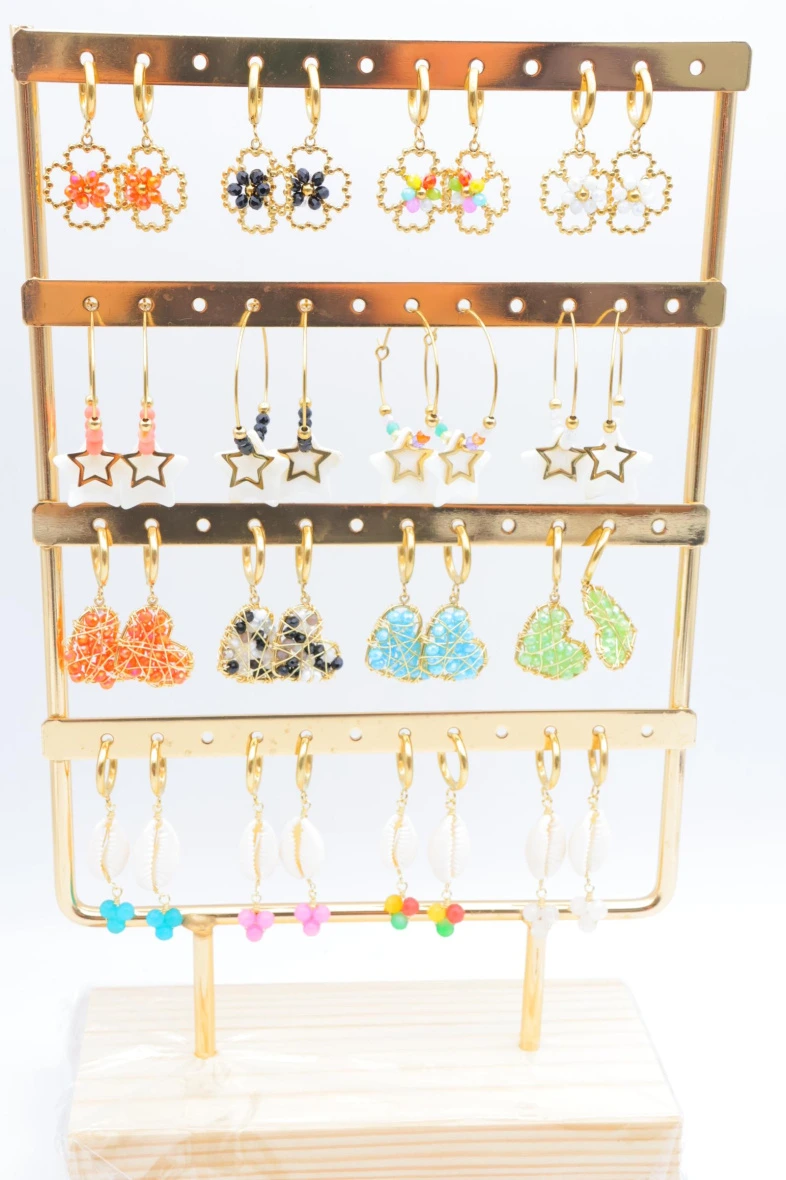 Lot de 16 boucles d'oreilles avec présentoir — Multicolore
