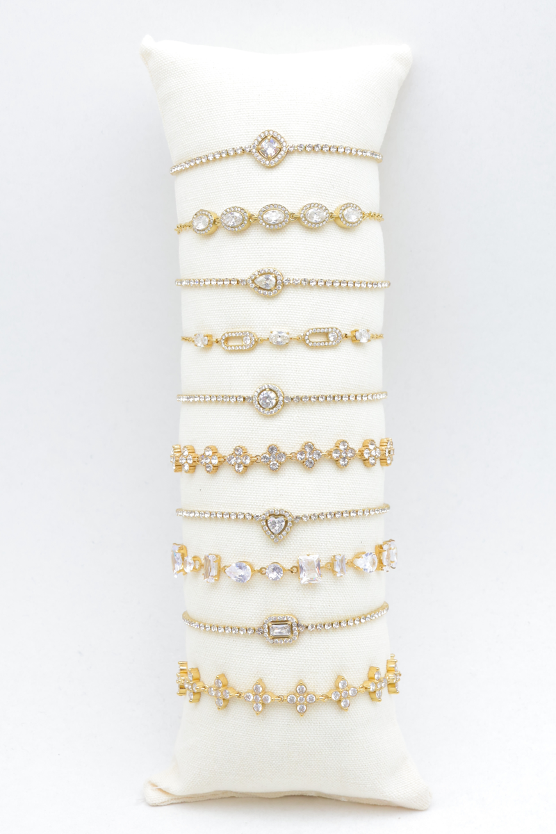 Lot de 8 bracelets chaîne à pierres et cœurs