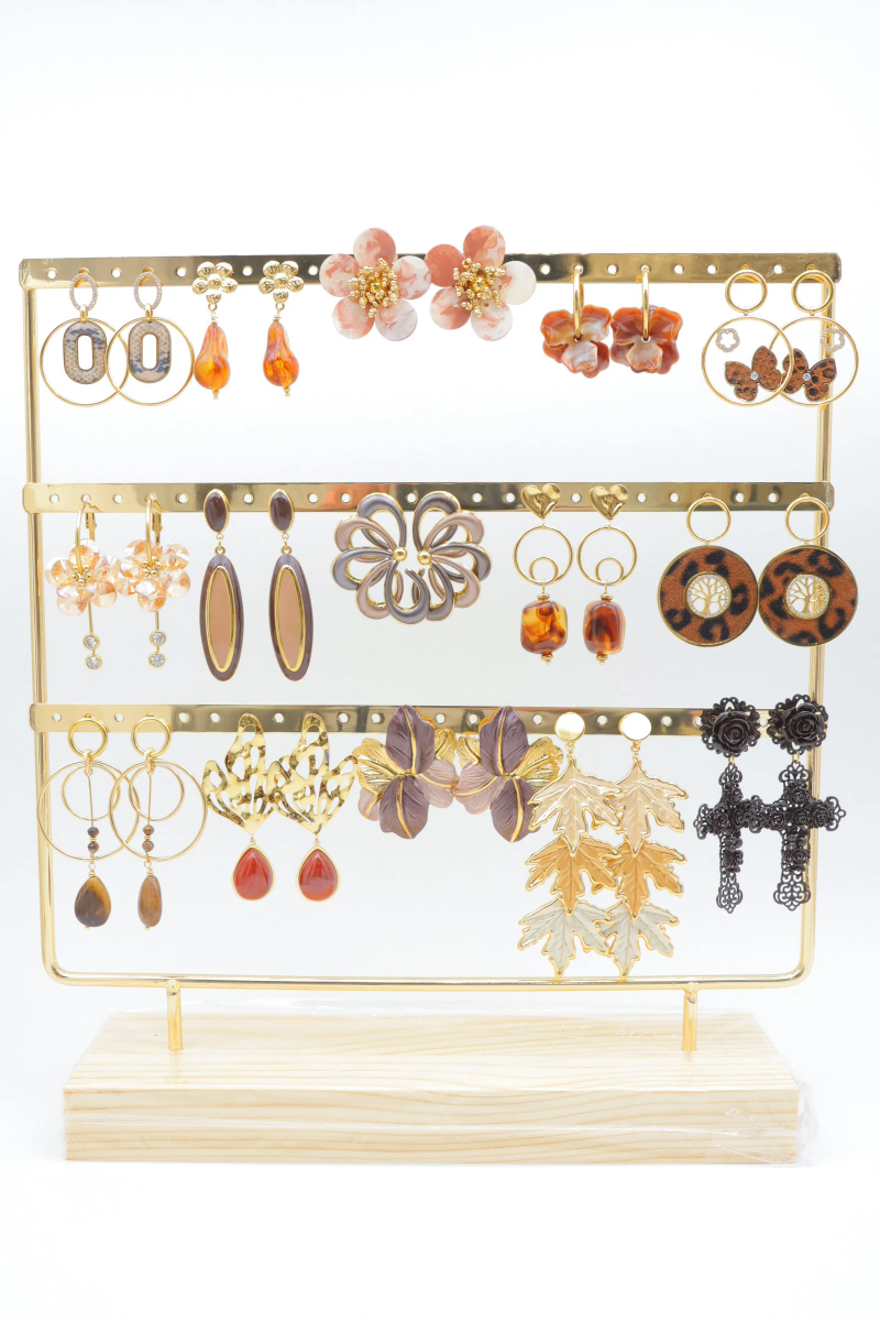 Set of 15 pairs of earrings with display stand 2
