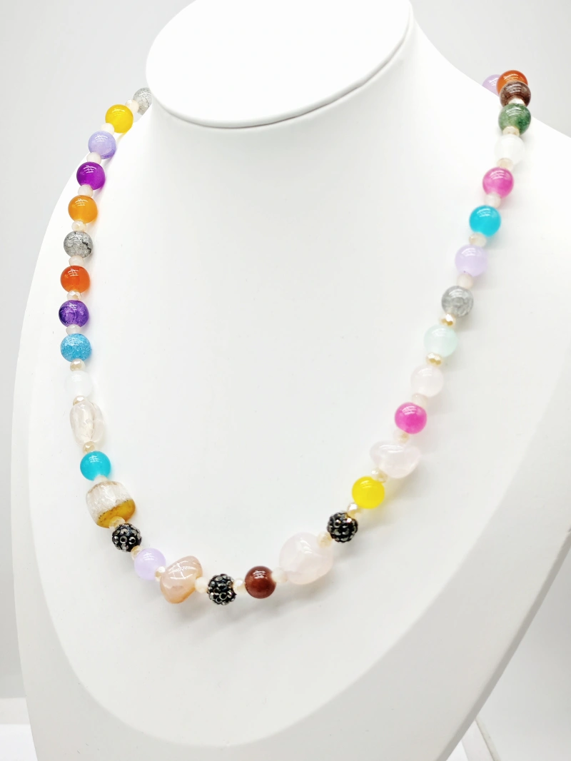 Collier en métal — Multicolore