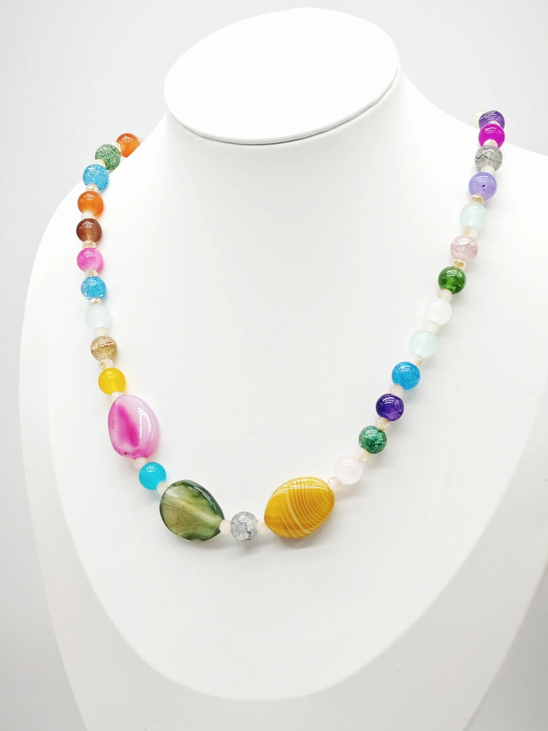 Collier en métal — Multicolore